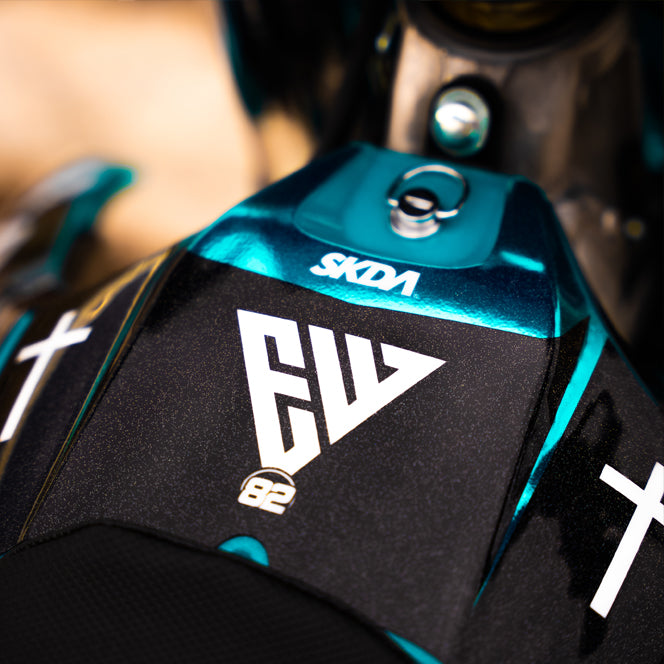 ULTRACURVE X1 HOLOGRAPHIC CHROME